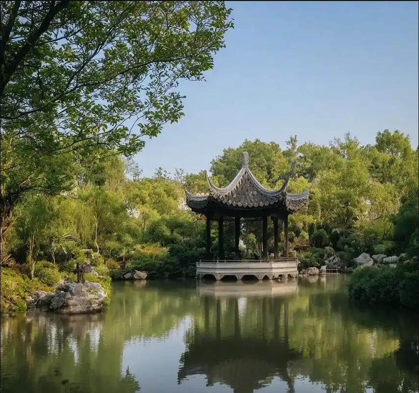 双鸭山千城餐饮有限公司